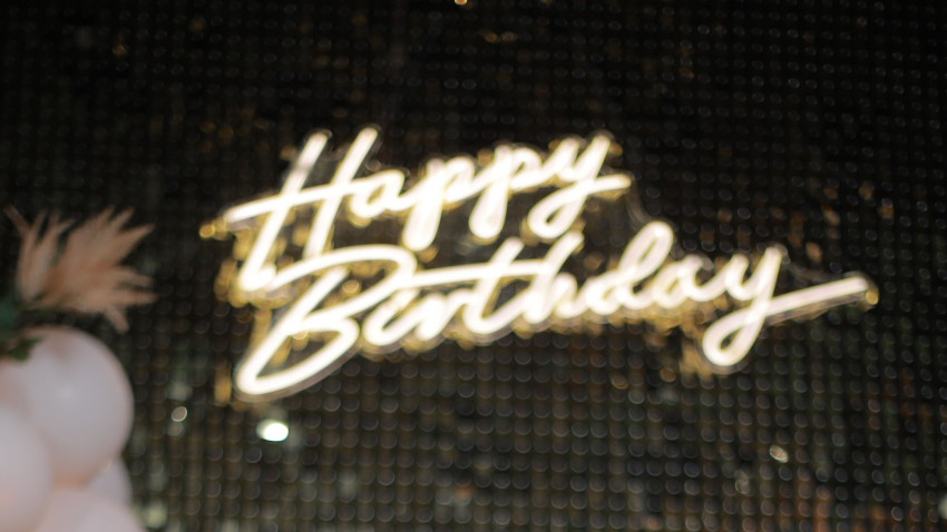 Happy birthday, Bild: Gift Habeshaw