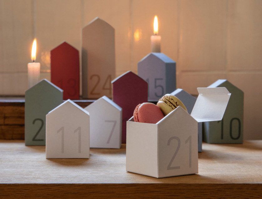 Adentskalender Dorf aus Pappe von Remember