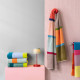 Bunte Handtücher und Badetücher von Remember für ein farbenfrohes Bad