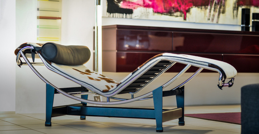 Le Corbusier, Pierre Jeannerret, Charlotte Perriand Liege LC4, Cassina