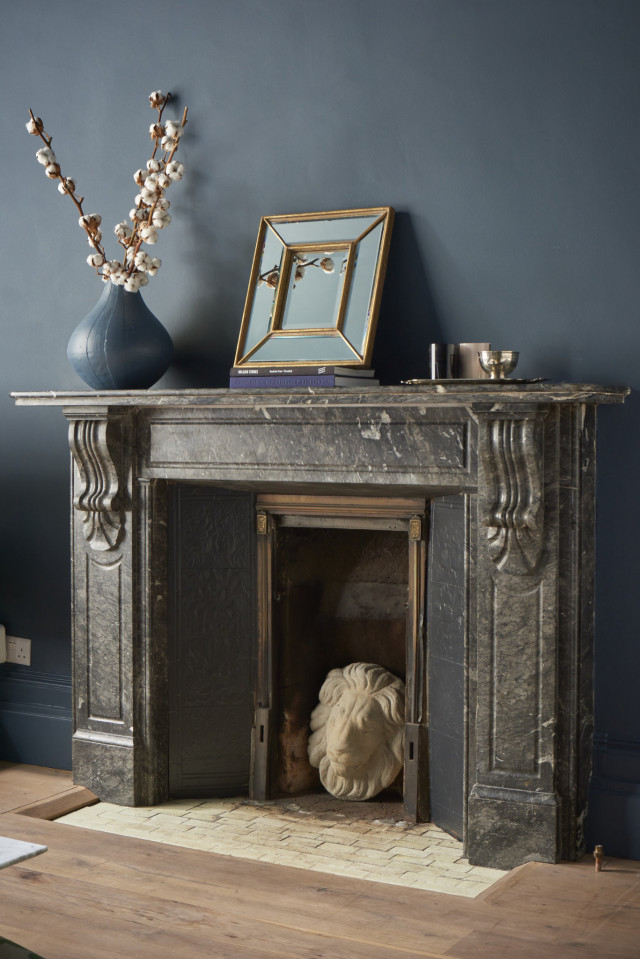 Wandfarbe NO 65 Skater - ein tiefes Petrolblau von Caparol Icons - Farbikone 2026