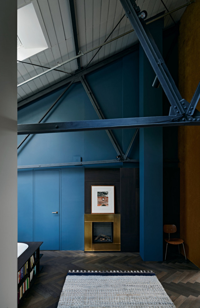 Wandfarbe NO 65 Skater - ein tiefes Petrolblau von Caparol Icons - Farbikone 2026