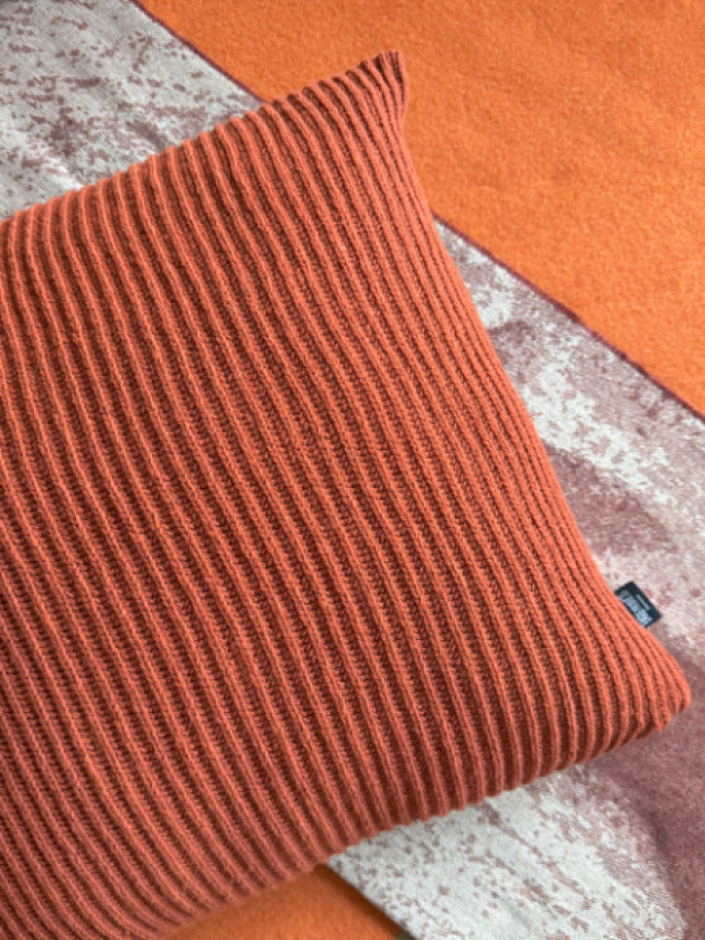 Kissenbezug Malmö von Eagle Products in Terracotta-Orange für einen warmen Herbstlook