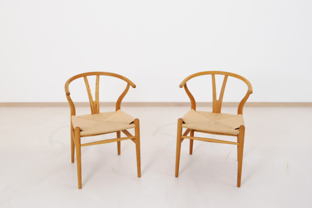 Hans J. Wegner Wishbone Chair | Carl Hansen & Søn
