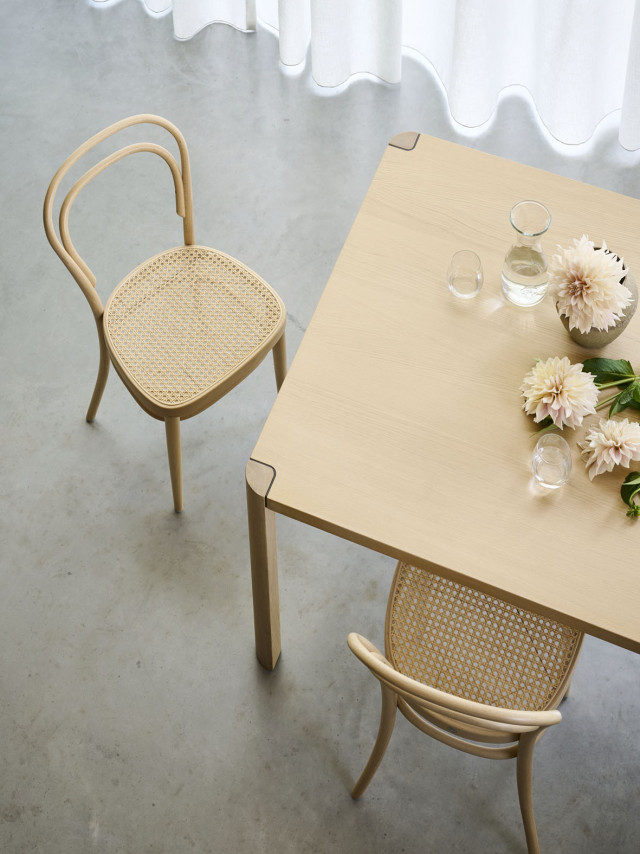 Michael Thonet Stuhl 214, Thonet