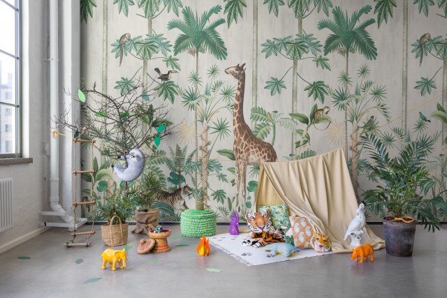 Rebel Walls Tapete Giraffes Stroll im Kinderzimmer
