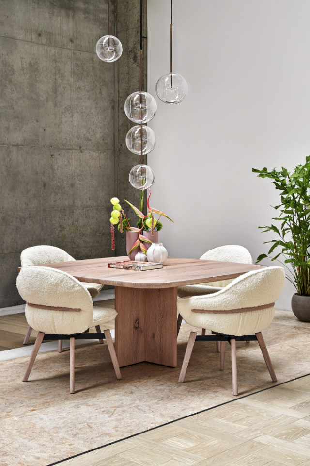 Esstisch T-Rox von Janua Möbel mit Tischplatte und Gestell aus Holz